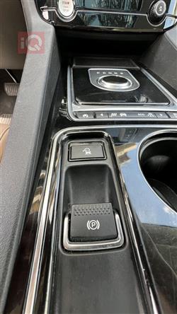 جاگوار F-Pace